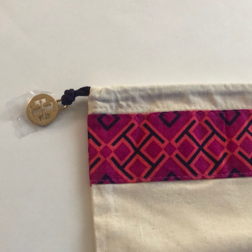 Dustbag - Picture 2 of 5